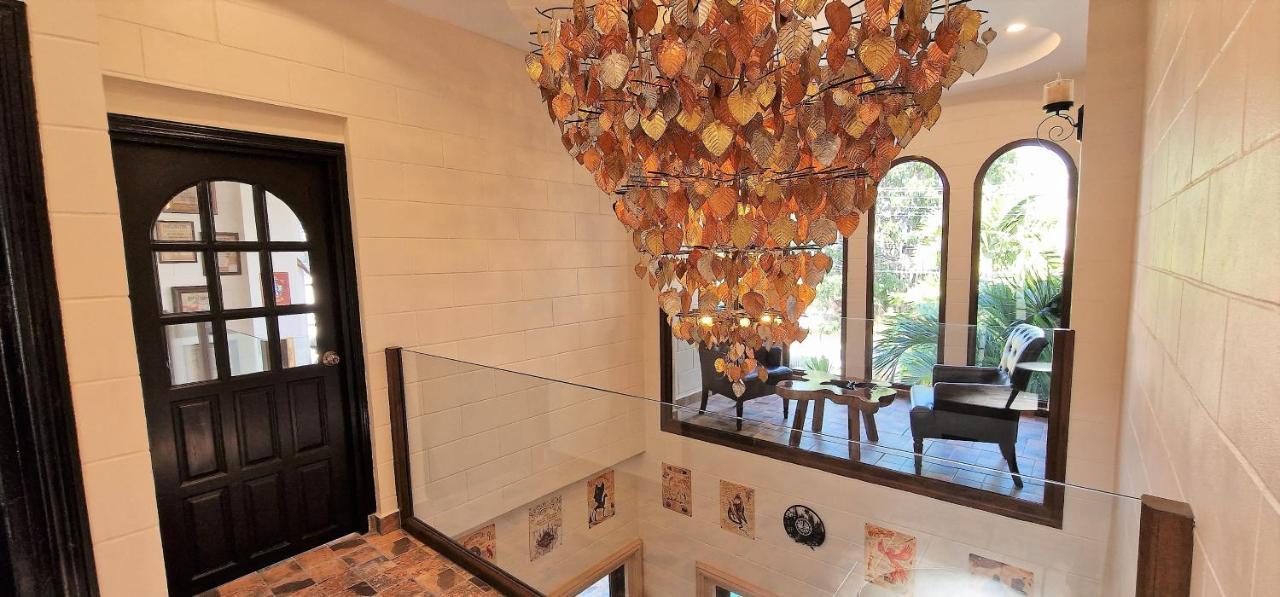 Potterland Luxury Pool Villa Pattaya Walking Street 6 Bedrooms Exterior foto